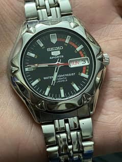 Seiko 5 sports watch for sale,03315138935 contact on WhatsApp