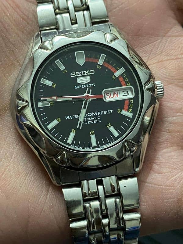 Seiko 5 sports watch for sale,03315138935 contact on WhatsApp 0