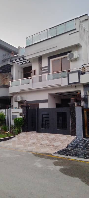 5 MARLA USED HOUSE AVAILABLE FOR SALE EE BLOCK CITI HOUSING GUJRANWALA 3