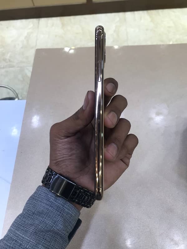 IPHONE 11 PRO MAX 64GB GOLD PTA APPROVED DUAL HK 3