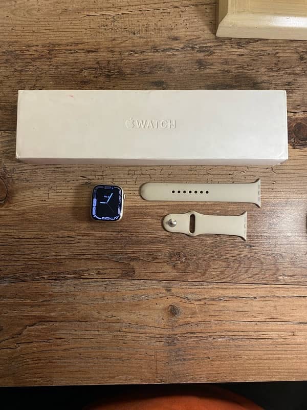 Apple watch series 8 45mm starlight[100%battery health] 0