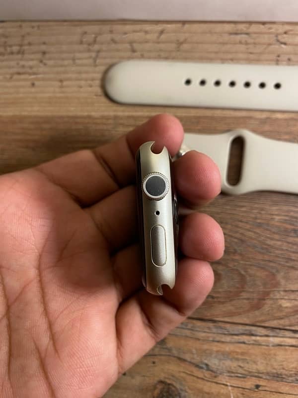 Apple watch series 8 45mm starlight[100%battery health] 1