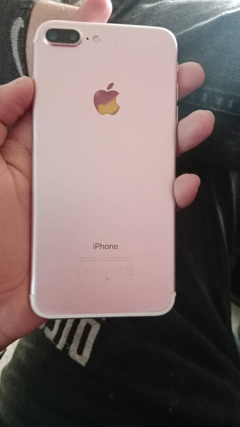 iphone 7. plus. 128. . . . . NON. . PTA 1