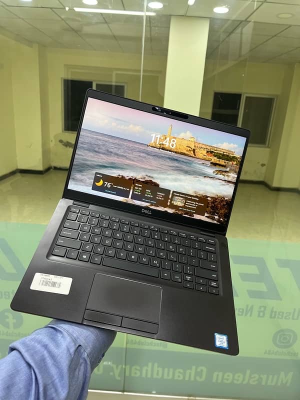 Dell latitude 5300 touch i5-8th gen 8/256 laptop for sale 2