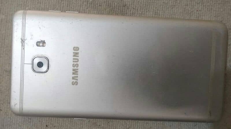 Samsung C9 6 64 3