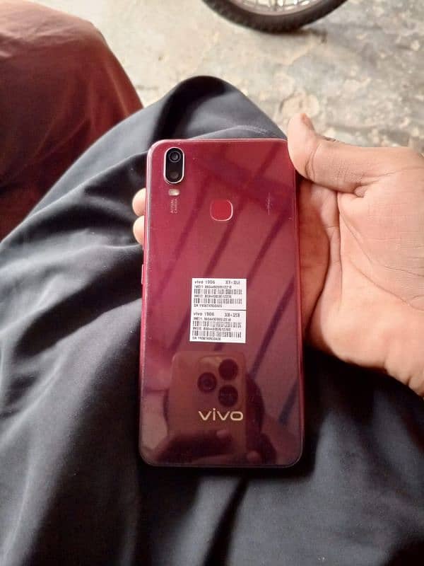 Vivo Y 11 0