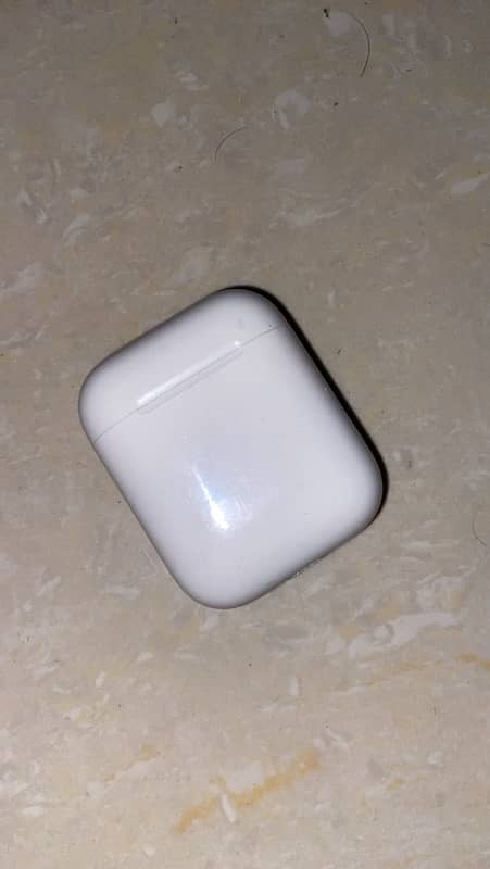 Original Apple AirPods in a cheap price 1