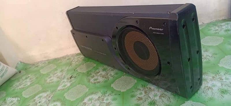 Pioneer Carrozzeria Active Subwoofer 500 watts 4