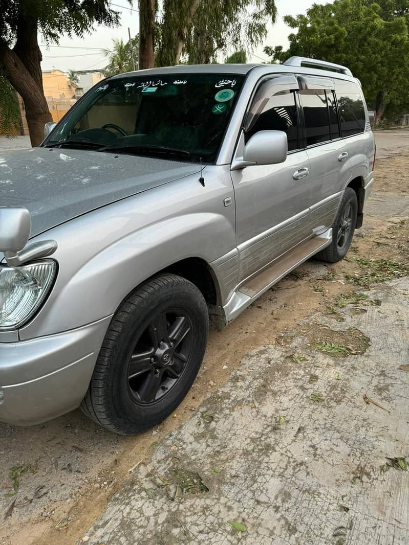 Toyota Land Cruiser 2005 Cygnus 2