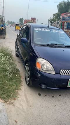 Toyota Vitz 2000