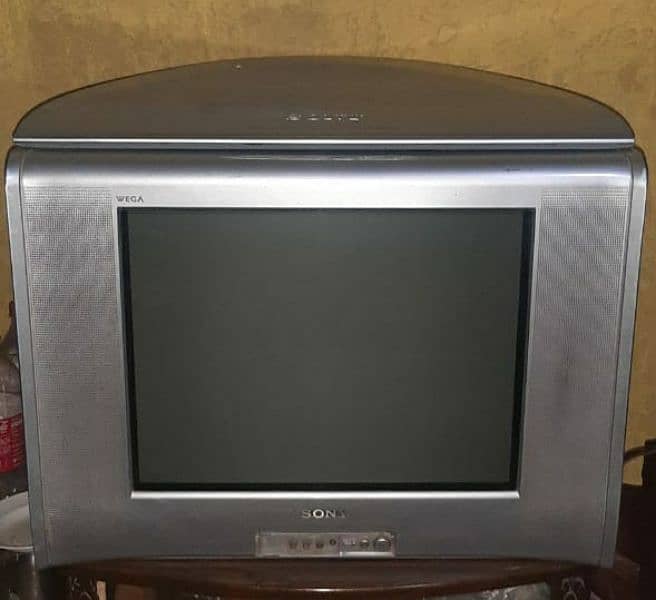 Sony Wega 21 inches in good condition and affordable price 2