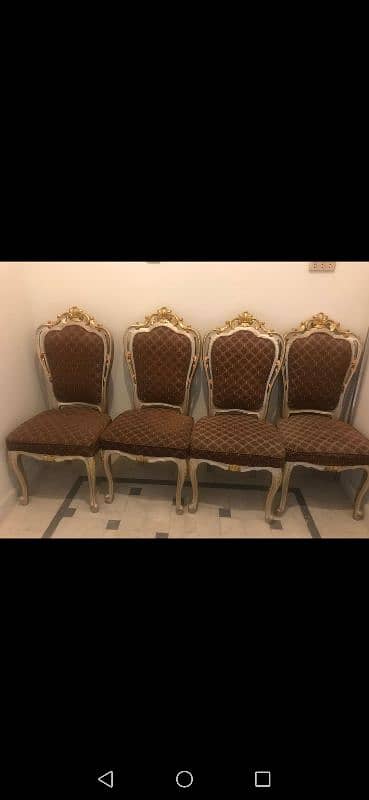 4 x  Solid wood Carving chair 0