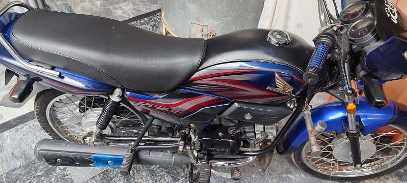 just like new bike only 30000 km drive 0