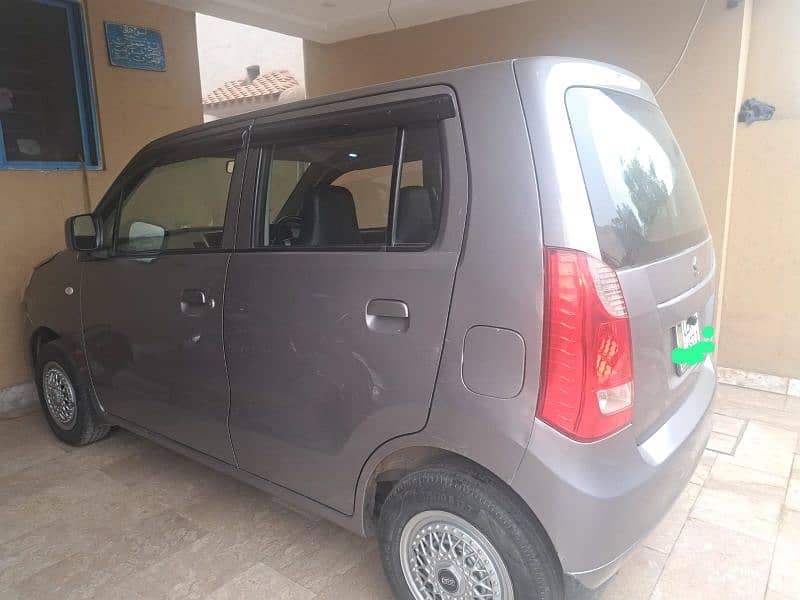 Suzuki Wagon R 2016 9