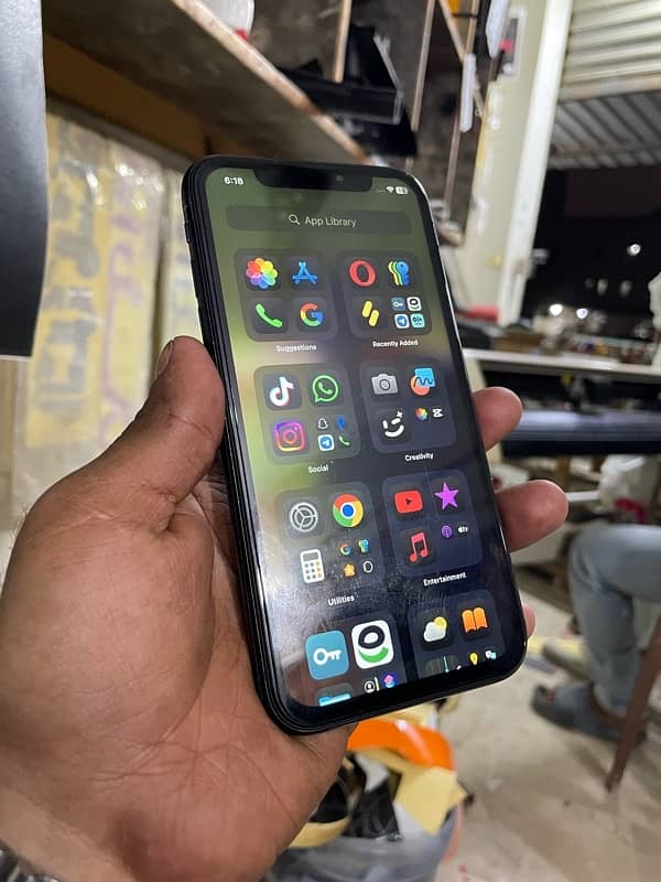 iPhone XR with box 6