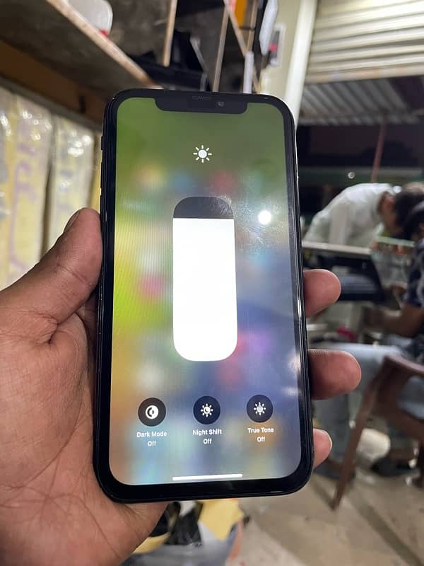 iPhone XR with box 7