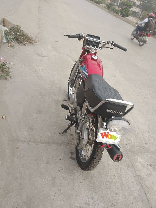 honda 125 10/10 condition for sale with double Saman 6