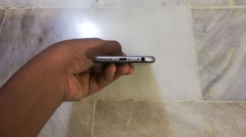 Apple Iphone Model 6 Urgent Sale Plz Call 5