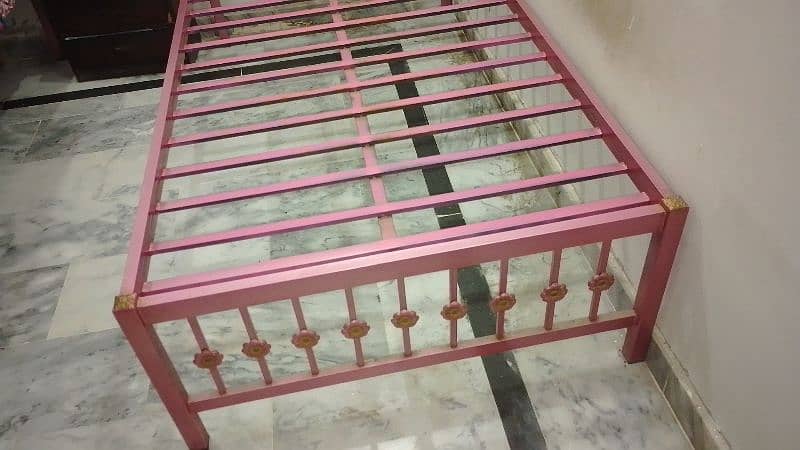 Iron bed 2