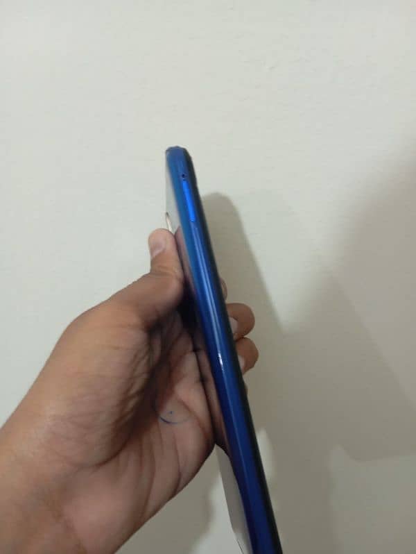 "Vivo Y19, 8GB RAM, 256GB, Like New - Only 30,000 PKR!" 1