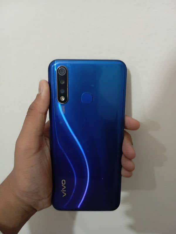 "Vivo Y19, 8GB RAM, 256GB, Like New - Only 30,000 PKR!" 6