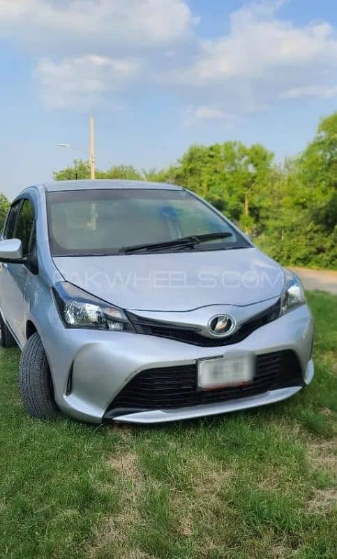 Toyota Vitz 2014-2017 0