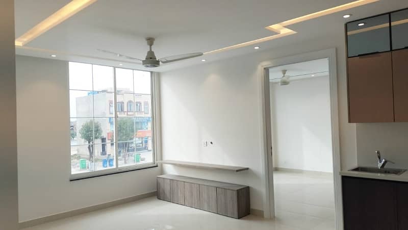 661 Square Feet Flat Is Available For Sale In Bahria Town Sector C Lahore 1