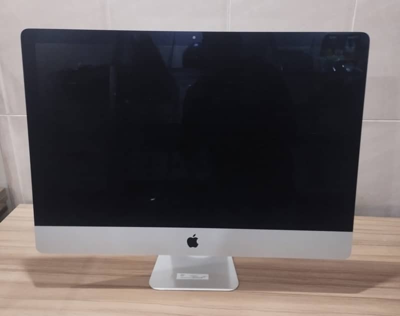 (Used) iMac Retina 5K  27-inch (2019) 1