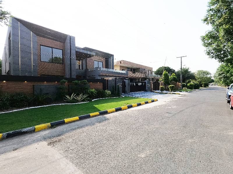 2 Kanal House For Sale In A Block Of Valencia Lahore 3