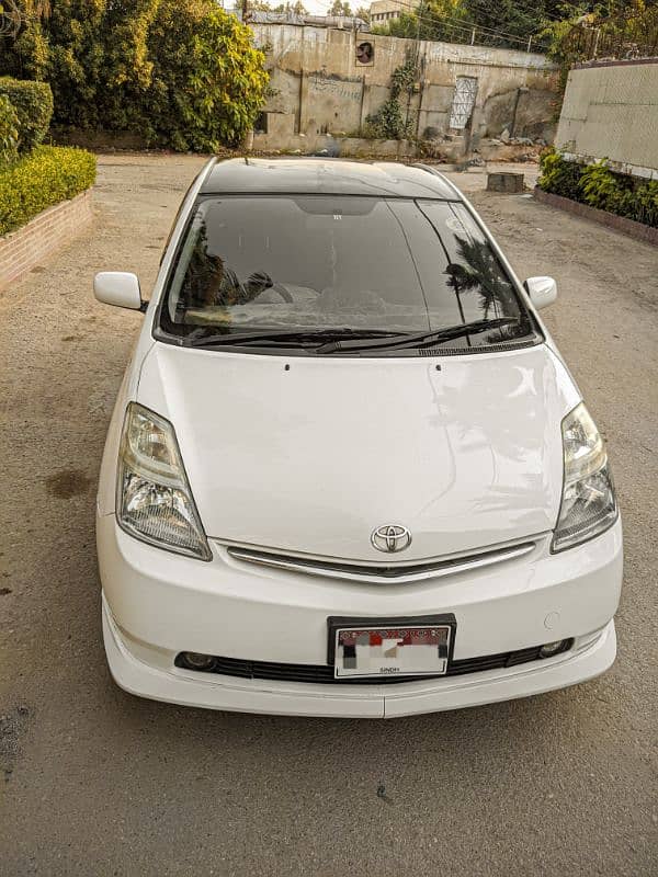 Toyota Prius 2011 1