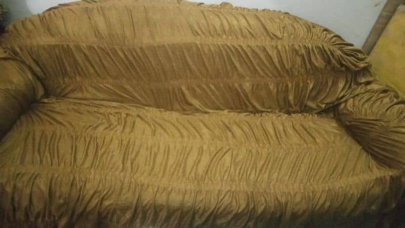 Complete Set of sofa with sofa covers 5