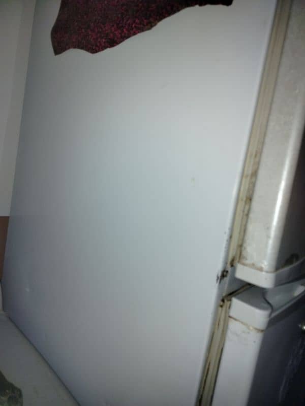 Philips Refrigerator for sale. 3