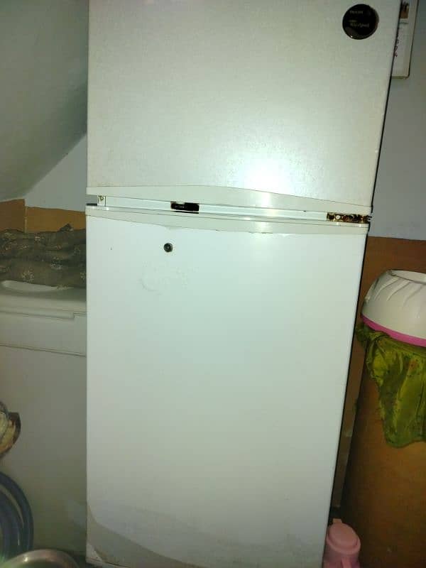 Philips Refrigerator for sale. 4