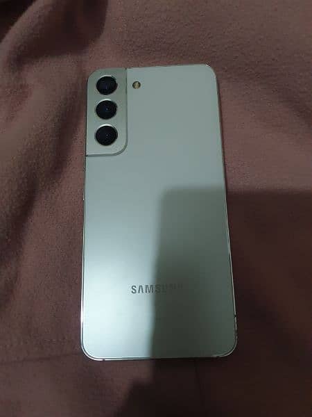 samsung s22.256 gb 4