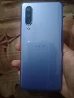 Aqous zero 5G device 6*64 full gaming device in lush condition