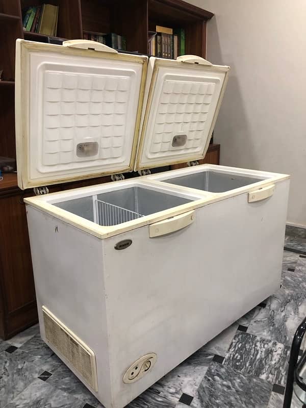 waves deep freezer for urgent sale 2