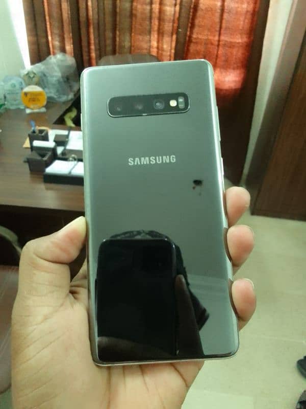 Samsung S10 plus 8 128gb non PTA exchange possible 8