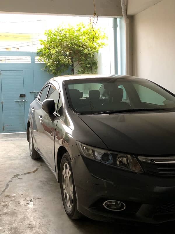 Honda Civic Hybrid 2012 4