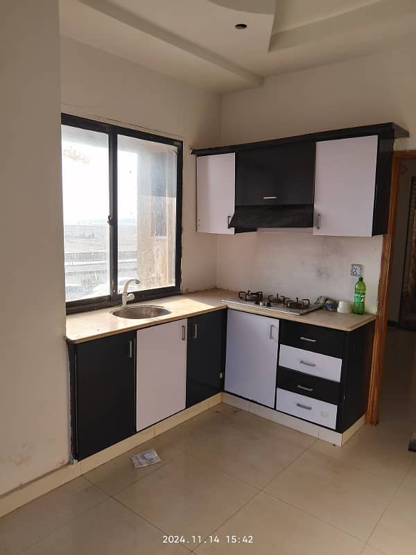 Studio apartments for rent 2 bed lounge dha phase 6 Muslim commercial karachi 0