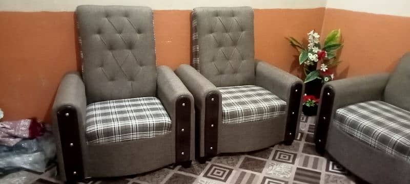 7 seater sofa with glass table 0