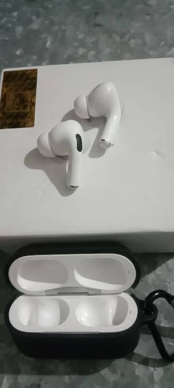 Air Pods Pro 4