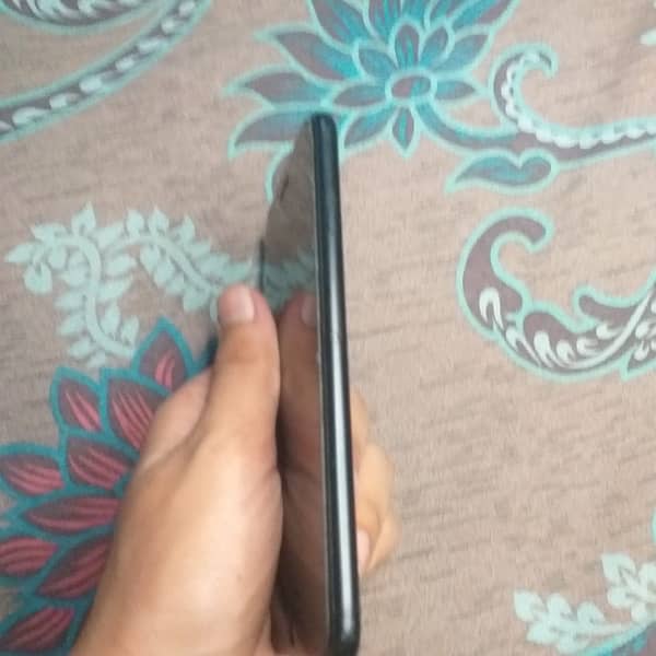 IPhone 7 32Gb Non pta factory 2 month Sim time 2