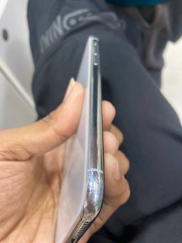 iphone X 64gb Pta approved 1