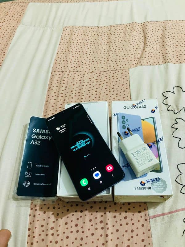 samsung galaxy a32 6/128 with complete assacoriese pta oficial aproved 3