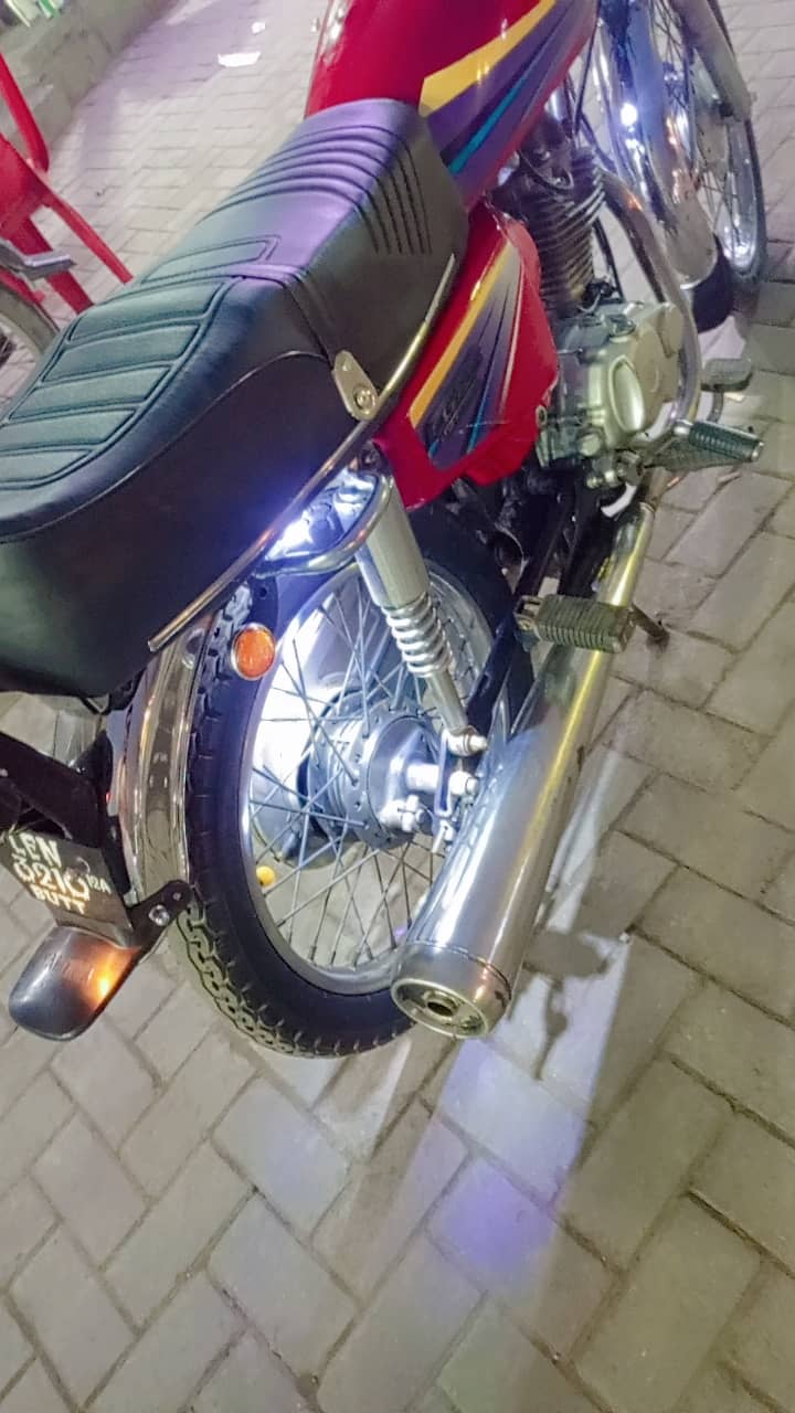 Honda 125 2012 9