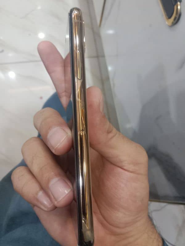 iphone xs pta approved 1