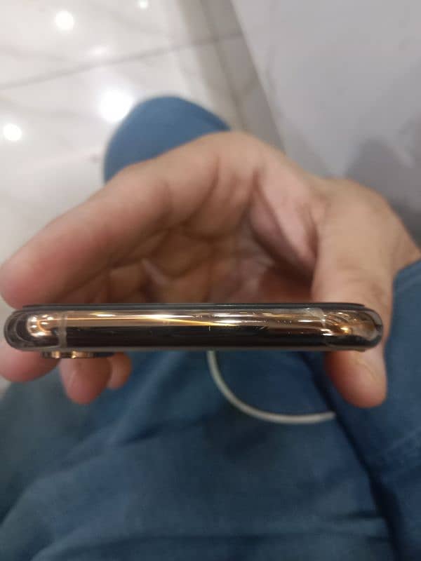 iphone xs pta approved 2