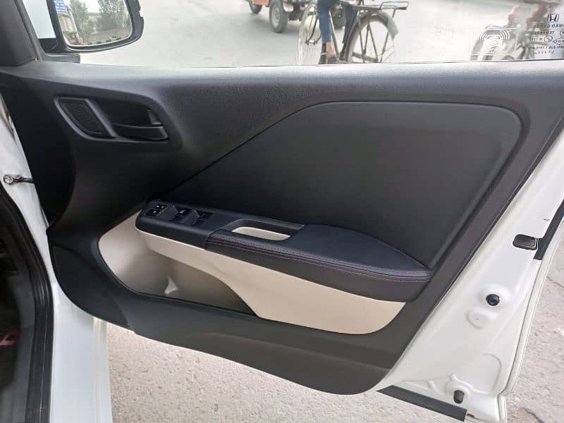 Honda City IVTEC 2022 4