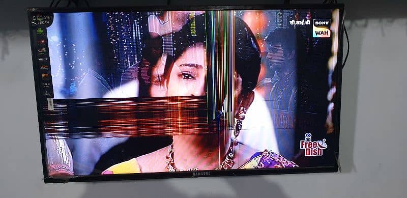 LCD TV 2