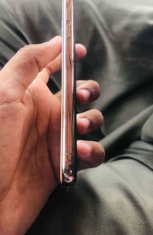 iPhone 11 Pro non pta screen creek but little 2